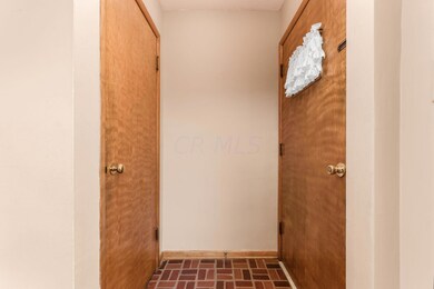 610 Collingwood Ave, Columbus, OH 43213 - photo 4