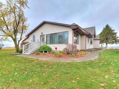 10-web-or-mls-50 Latrobe Ave-11