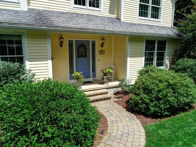 181 Wildflower Dr, Amherst, MA 01002 - photo 2