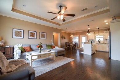 Main Livingroom