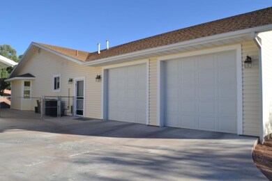 002_Attached Garage