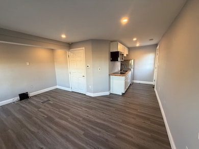 176 Court St unit 1, Plymouth, MA 02360 - photo 3