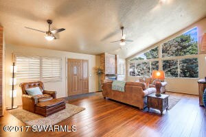 09_Living Room2