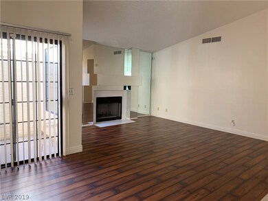 2832 Autumn Haze Ln, Las Vegas, NV 89117 - photo 6