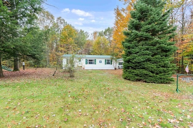 521 Sheldon Heights Rd, Sheldon, VT 05483 - photo 4