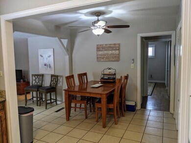 462 N Emery Ln, Elmhurst, IL 60126 - photo 4