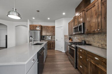 4445 SW Coyote Ave, Redmond, OR 97756 - photo 6