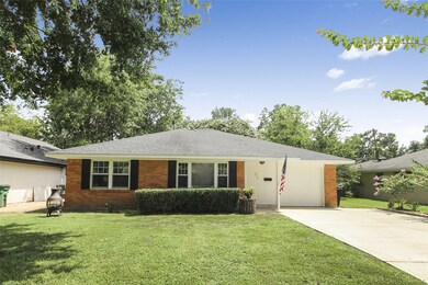 4617 De Lange Ln, Houston, TX 77092 - photo 3