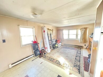 734 Forest Park Mobile Homes, Middletown, RI 02842 - photo 6