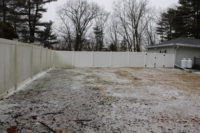 22 N Silver Ln, Sunderland, MA 01375 - photo 6