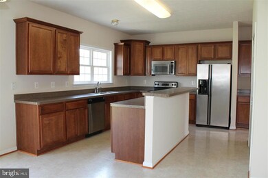 35394 Hawks Nest Ct, Locust Grove, VA 22508 - photo 2