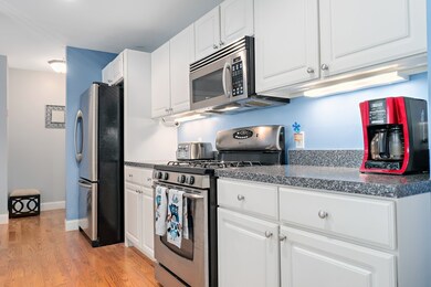 19 Broad St unit 203, Merrimac, MA 01860 - photo 7