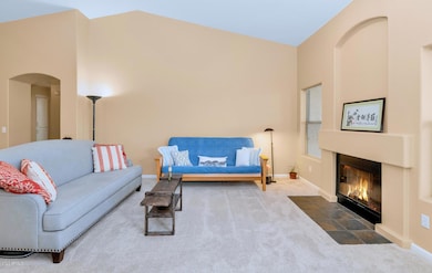 4715 E Casey Ln-large-003-009-4715 E Cas
