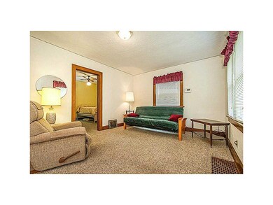 390 30th St SE, Cedar Rapids, IA 52403 - photo 7