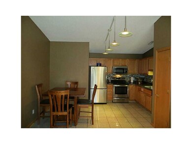 Eat-in Kitchen.