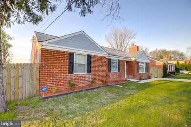 8605 Dunbar Ave, Hyattsville, MD 20785 - photo 2