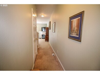 17962 SW Niks Dr, Beaverton, OR 97006 - photo 3