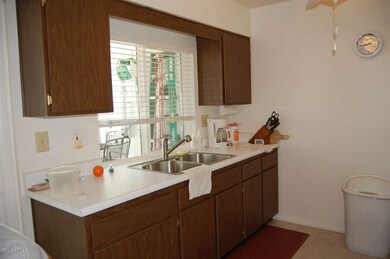 11118 W Desert Butte Dr, Sun City, AZ 85351 - photo 2