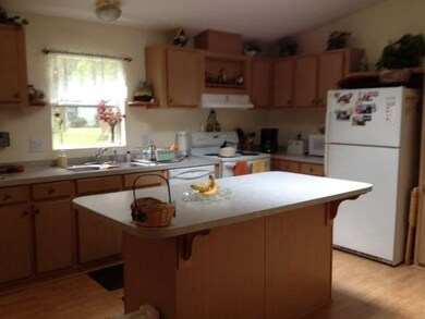 8221 Wayne Ave, Stanwood, WA 98292 - photo 4