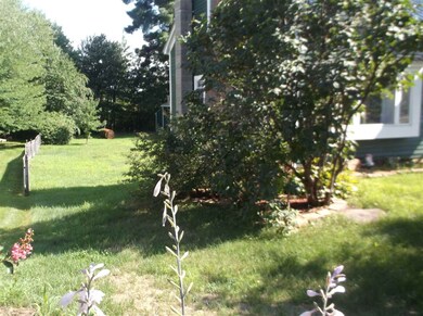 5 Berry St, Rochester, NH 03867 - photo 2