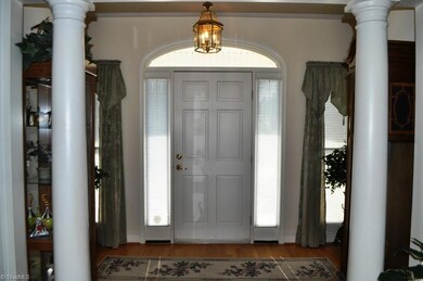 421 Thistle Ln, Statesville, NC 28625 - photo 3