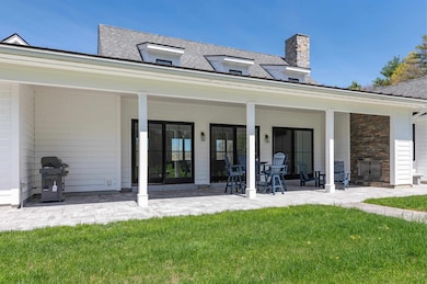 Covered porch w gas fireplace