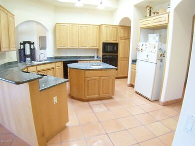 Gourmet, Island Kitchen