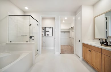 Enchante Model Primary Bathroom