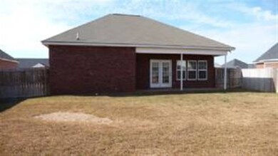 803 Falkirk Dr, Warner Robins, GA 31088 - photo 2