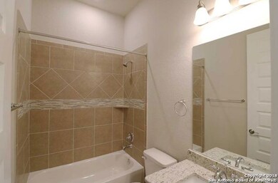 10554 Far Reaches Ln, Helotes, TX 78023 - photo 4