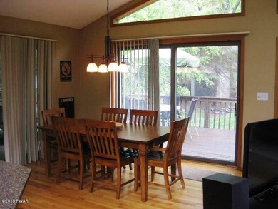 138 Hillside Dr, Hawley, PA 18428 - photo 6