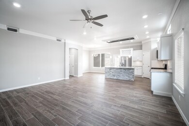 13574 Lawkland St, Horizon City, TX 79928 - photo 6