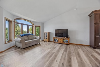 3310 28th Ave S, Fargo, ND 58103 - photo 6