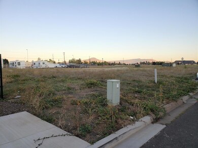 199 S Haskell St, Central Point, OR 97502 - photo 6