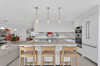 Pilot House Condominiums unit 918, Fort Lauderdale, FL 33308 - photo 4