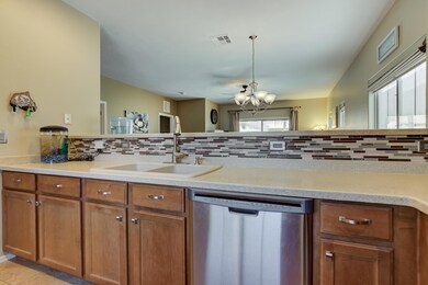 544 E Rainbow Dr-13