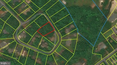 140 Stratford Cir, Colonial Beach, VA 22443 - photo 2