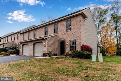 6 Spring View St, Carlisle, PA 17013 - photo 2