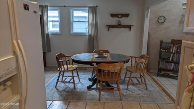 PXL_20240805_222309367