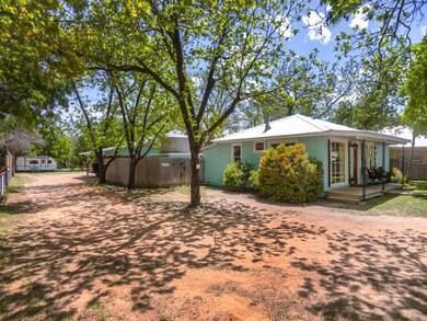 603 Sunset St, Fredericksburg, TX 78624 - photo 5