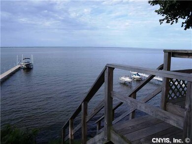 Waterfront/Dock/Pier