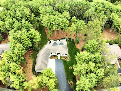 1 Acre Serene, Private Lot!