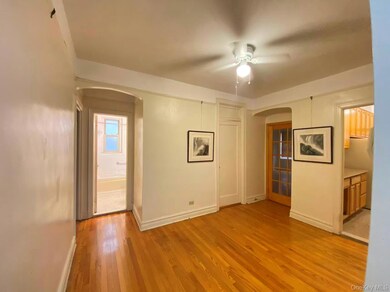 7915 35th Ave unit 3C, Jackson Heights, NY 11372 - photo 4