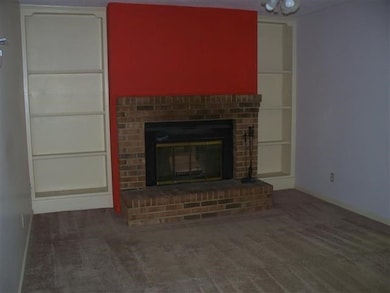 305 Bracken Place, Jacksonville, NC 28540 - photo 2