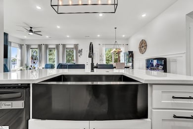 198 Barnett Rd, Campobello, SC 29322 - photo 7