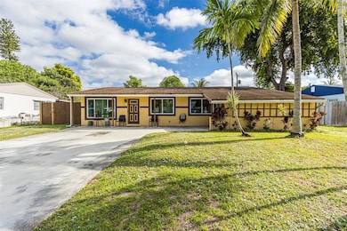 1610 SW 68th Terrace, North Lauderdale, FL 33068 - photo 4