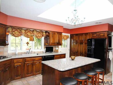 23 Spring Street Rd, Albany, NY 12211 - photo 4