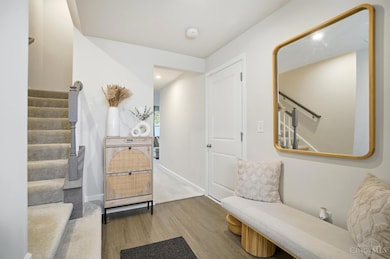 42 Wentworth Ln, Cincinnati, OH 45236 - photo 4