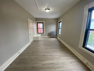 39 Pleasant St unit 3, Claremont, NH 03743 - photo 4