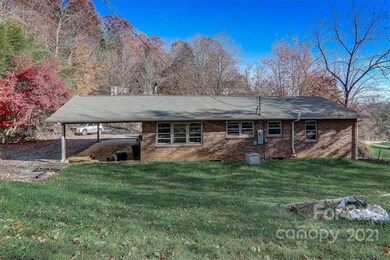 111 Turtle Dove Ln, Hendersonville, NC 28792 - photo 4
